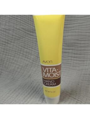 Avon VITA-MOIST Hand Cream 6 oz Vintage New (2 Available)